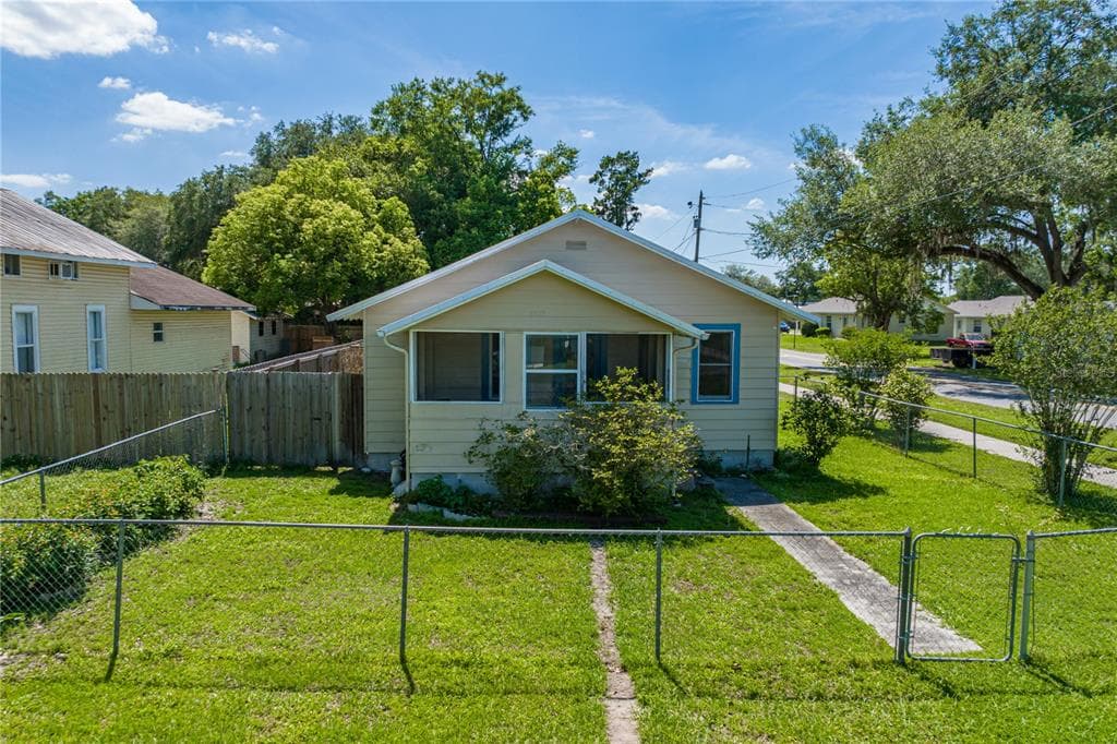 5533 9TH STREET ZEPHYRHILLS, FL 33542
