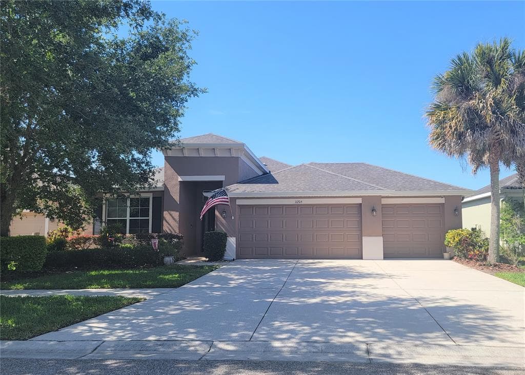 11204 WEMBLEY LANDING DRIVE LITHIA, FL 33547