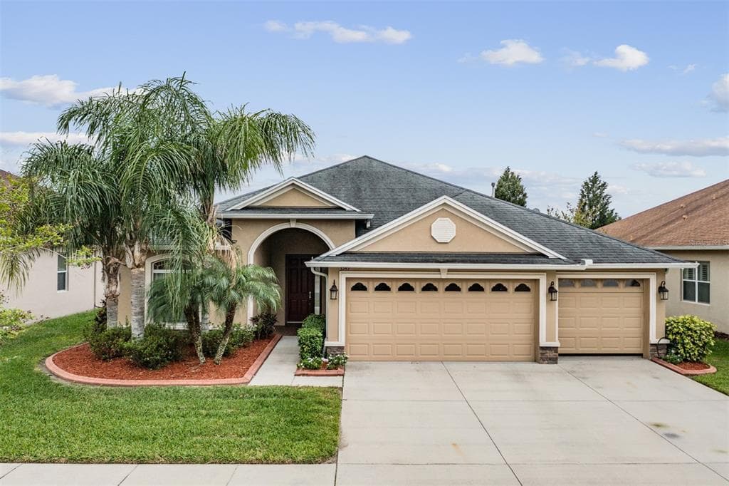 3549 DIAMOND FALLS CIRCLE LAND O LAKES, FL 34638