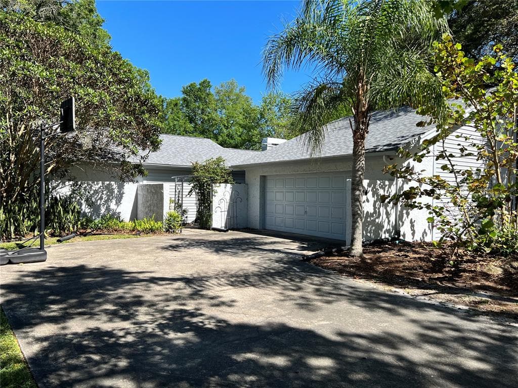 3207 TARABROOK DRIVE TAMPA, FL 33618