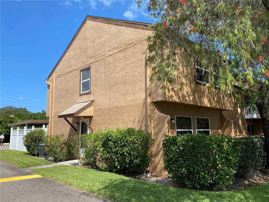 1864 CLEARBROOKE DRIVE UNIT 1864 CLEARWATER, FL 33760