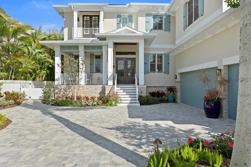 4 SANDPIPER ROAD