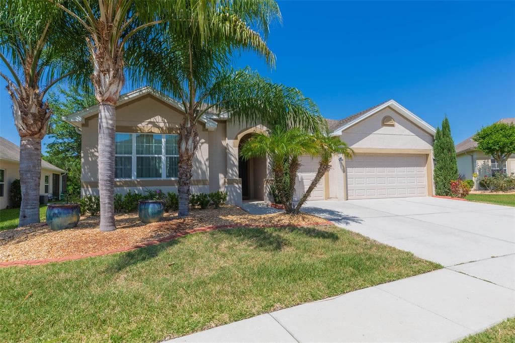 2615 KENCHESTER LOOP WESLEY CHAPEL, FL 33543