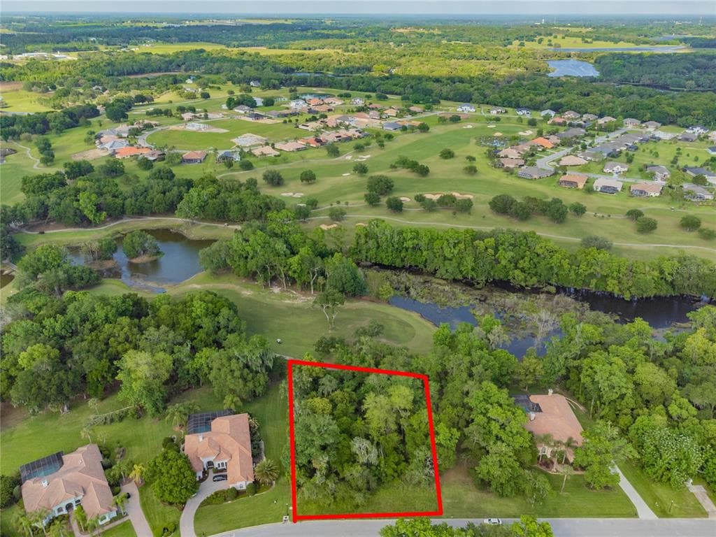 13619 CARNOUSTIE CIRCLE DADE CITY, FL 33525