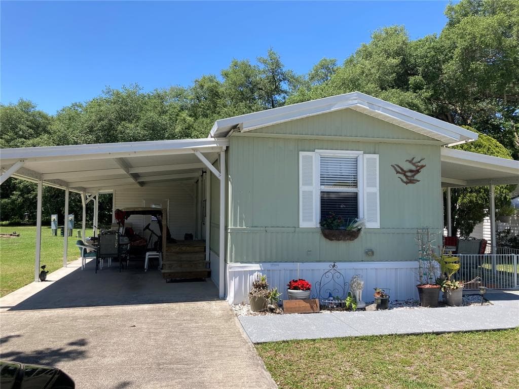 3607 MULLER DRIVE ZEPHYRHILLS, FL 33540