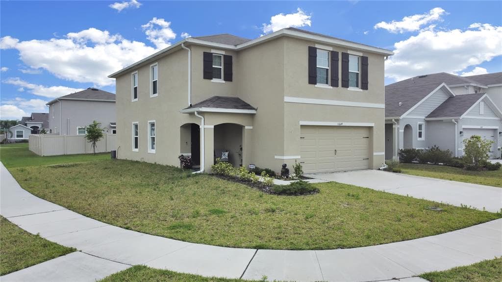 32649 PEZ LANDING LANE WESLEY CHAPEL, FL 33543