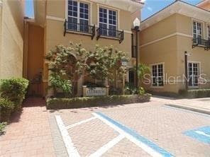 112 BEACH HAVEN LANE UNIT 112 TAMPA, FL 33609