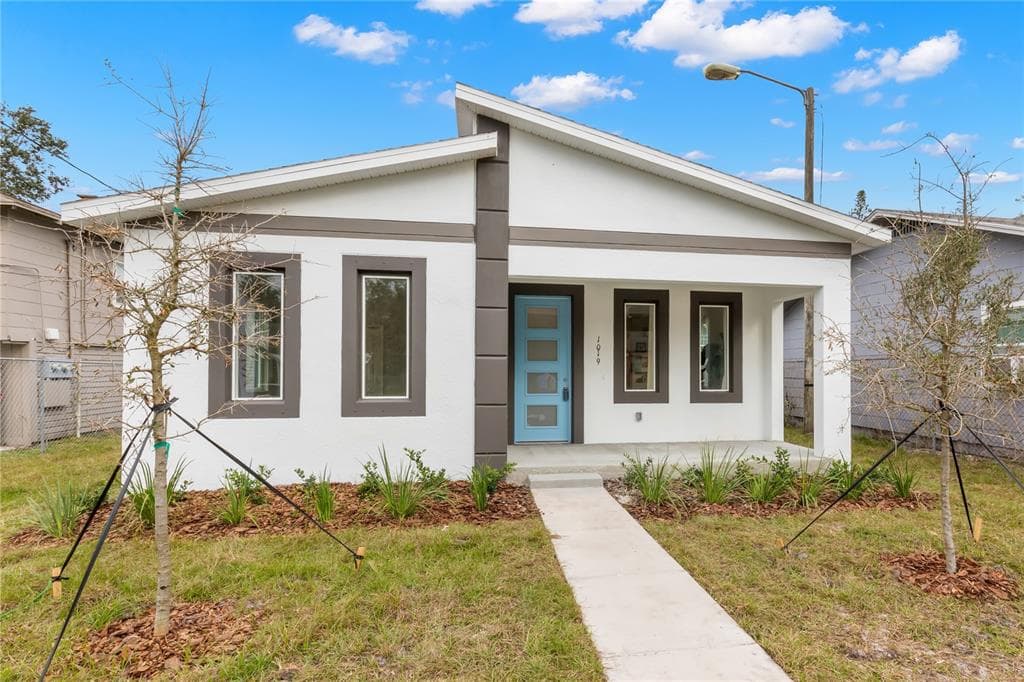 1019 13TH AVENUE S ST PETERSBURG, FL 33705