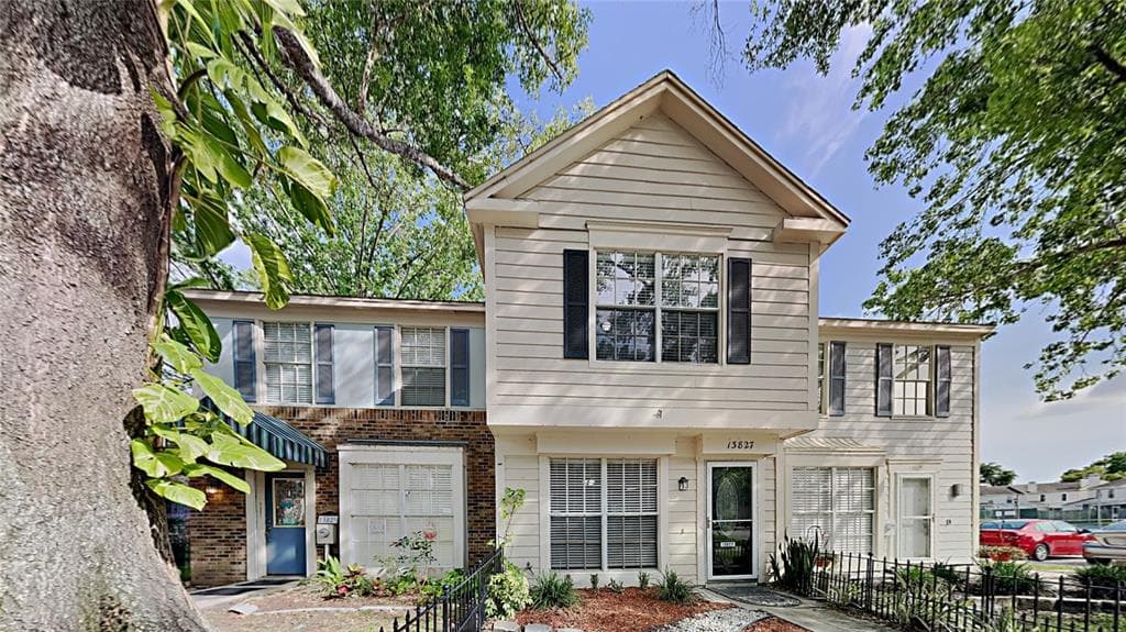 13827 FLETCHERS MILL DRIVE TAMPA, FL 33613