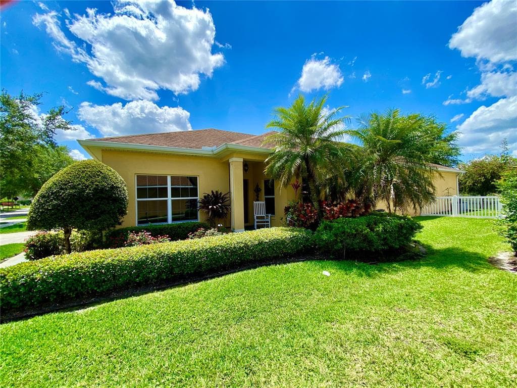 20610 GREAT LAUREL AVENUE TAMPA, FL 33647
