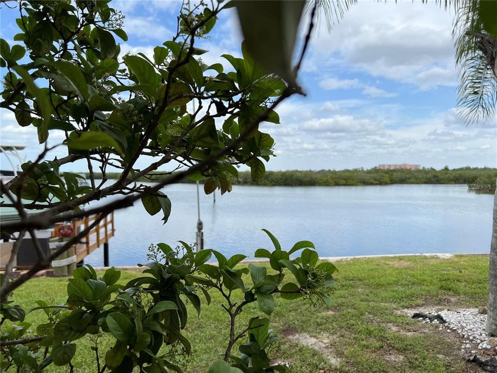 3958 MARINE PARKWAY NEW PORT RICHEY, FL 34652