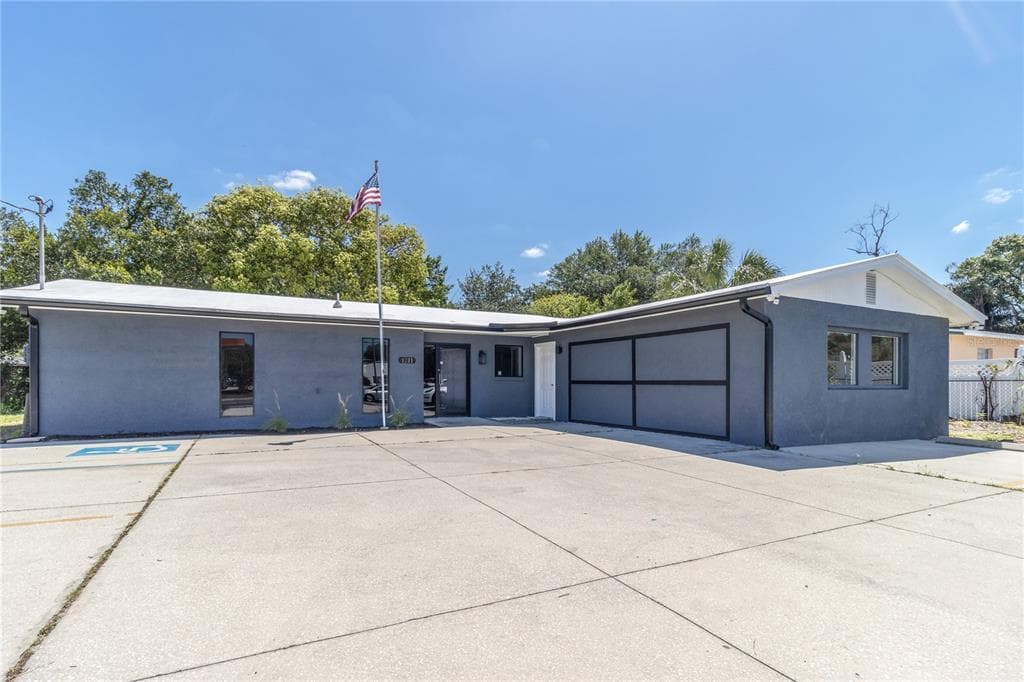 1211 N PARSONS AVENUE BRANDON, FL 33510