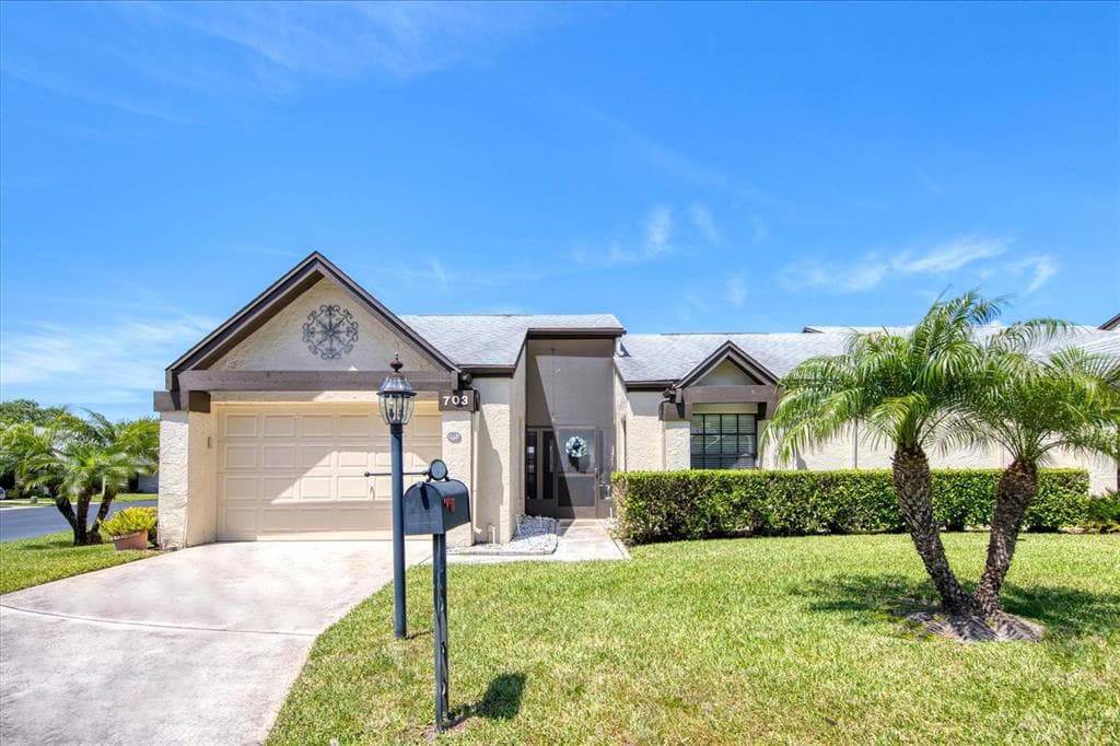 703 LAKEWOOD DRIVE PALM HARBOR, FL 34684