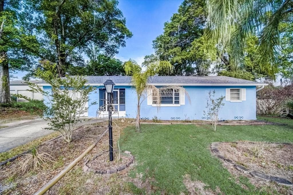 111 EDWARDS AVENUE ORANGE CITY, FL 32763