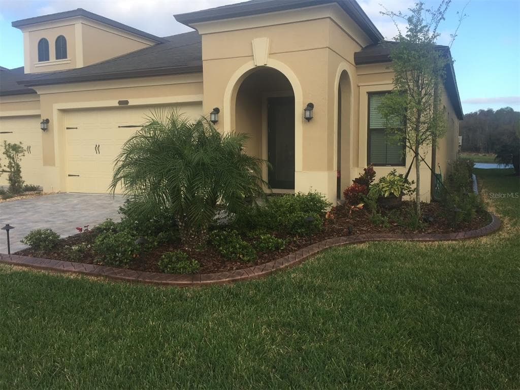 4260 BARLETTA COURT WESLEY CHAPEL, FL 33543