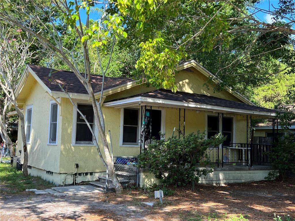 15364 WESTMINISTER AVENUE CLEARWATER, FL 33760