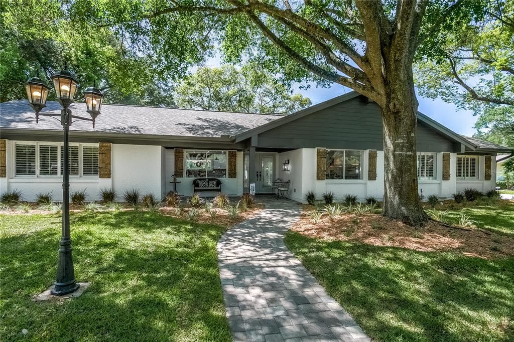 3602 PRUNUS PLACE TAMPA, FL 33618