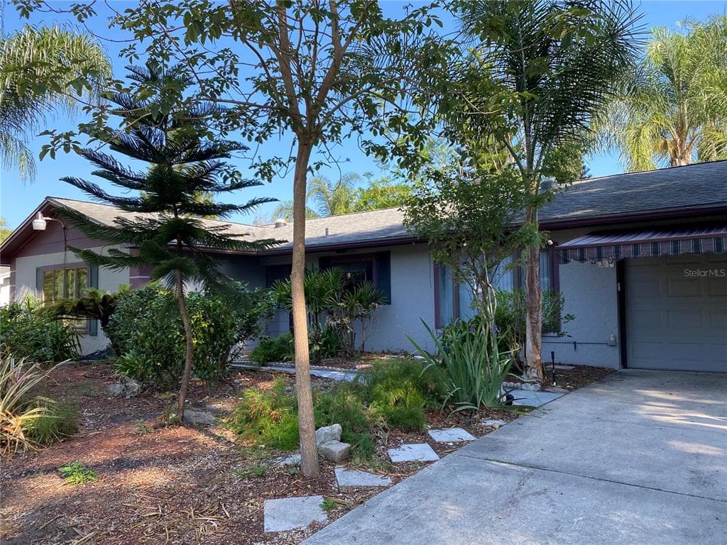 510 E BRENTRIDGE DRIVE BRANDON, FL 33511