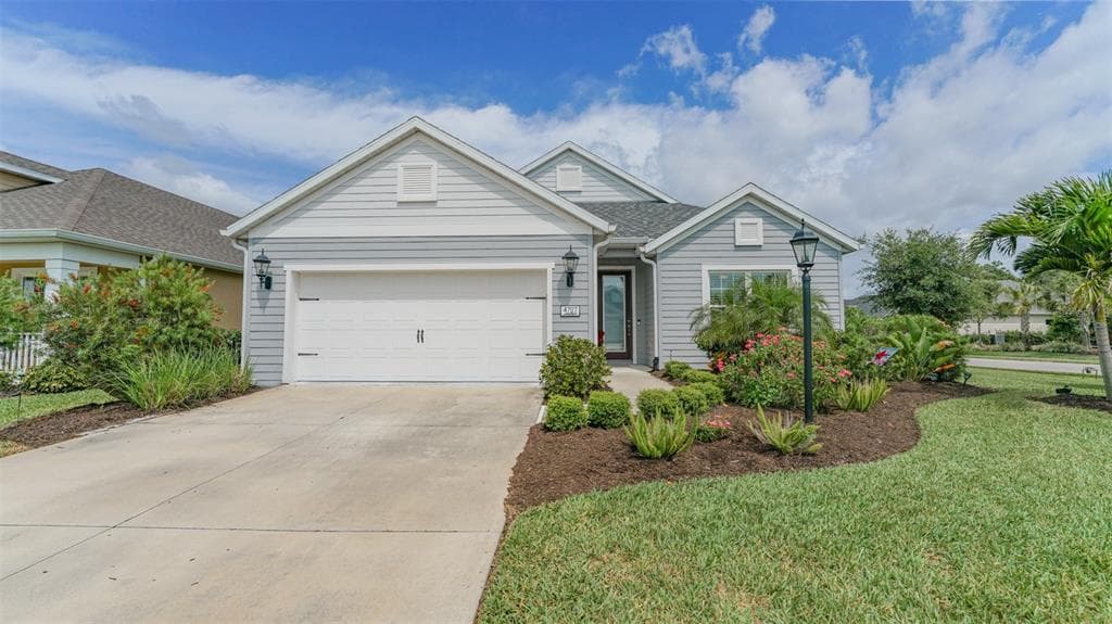 4727 CREEKRIDGE COURT BRADENTON, FL 34203