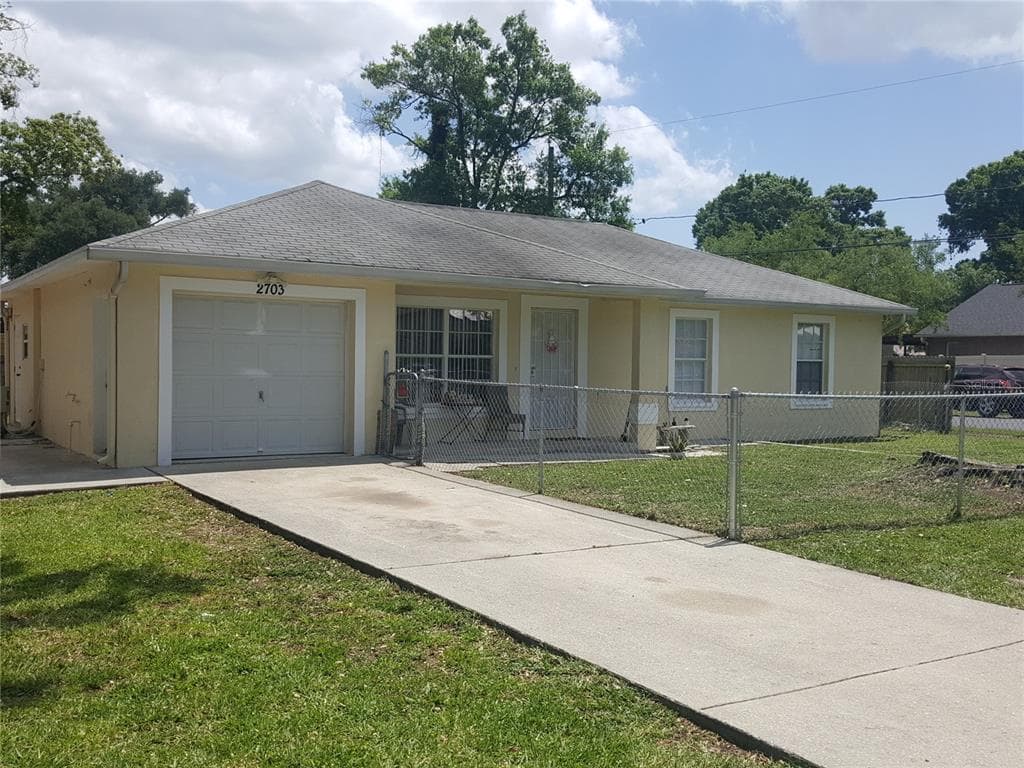 2703 N LINCOLN AVENUE TAMPA, FL 33607