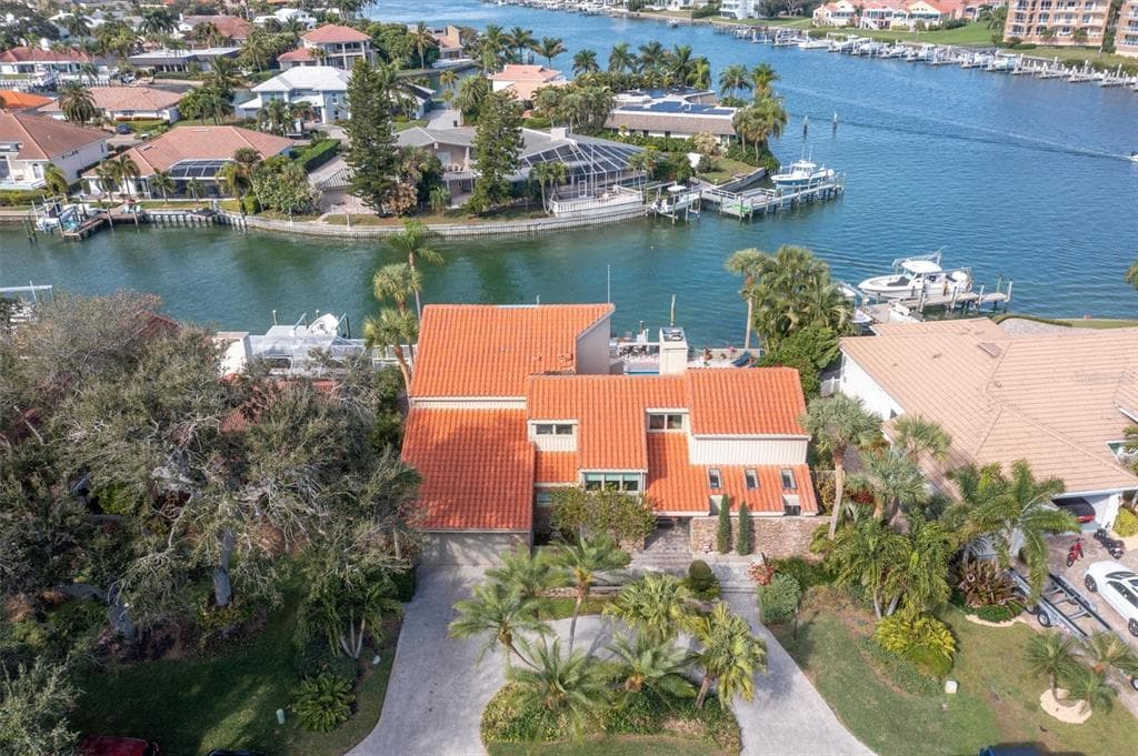4931 61ST AVENUE S ST PETERSBURG, FL 33715