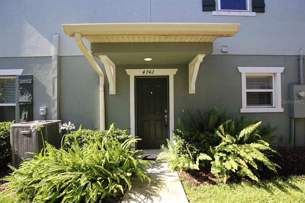 4742 SOMERSET HILL LANE RIVERVIEW, FL 33578
