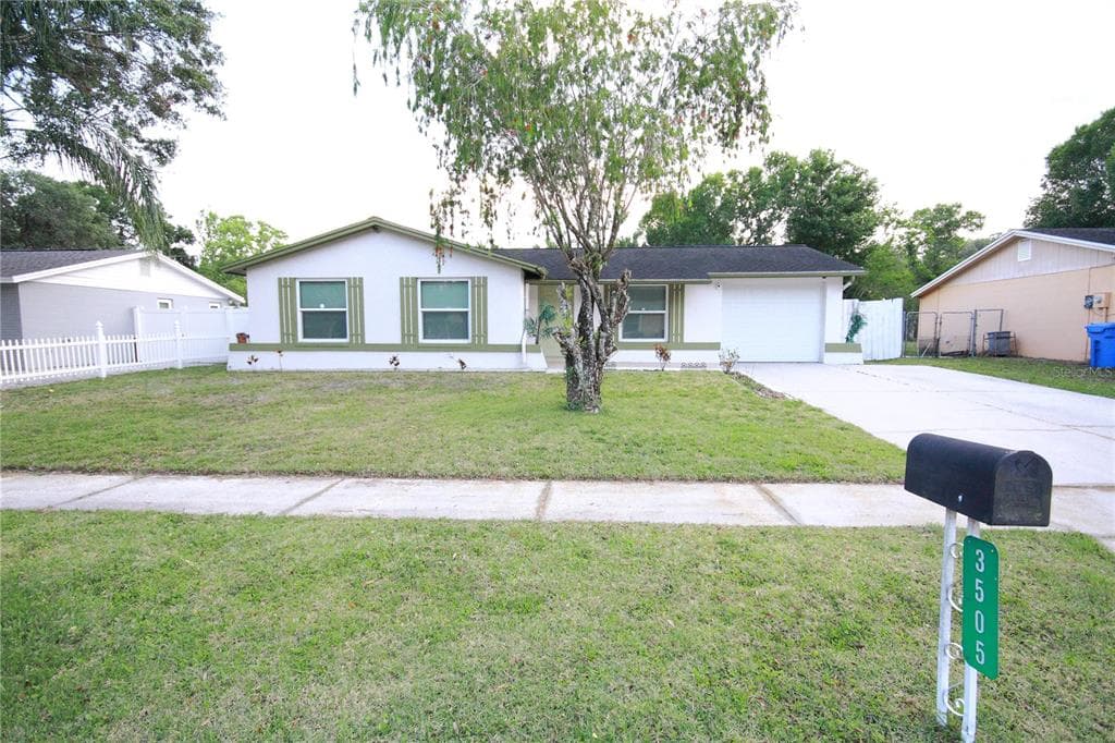 3505 BREEZEWOOD DRIVE TAMPA, FL 33619