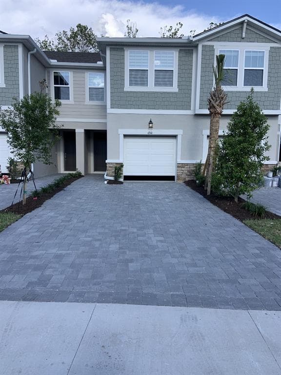 4310 CLOUD HOPPER WAY LUTZ, FL 33559