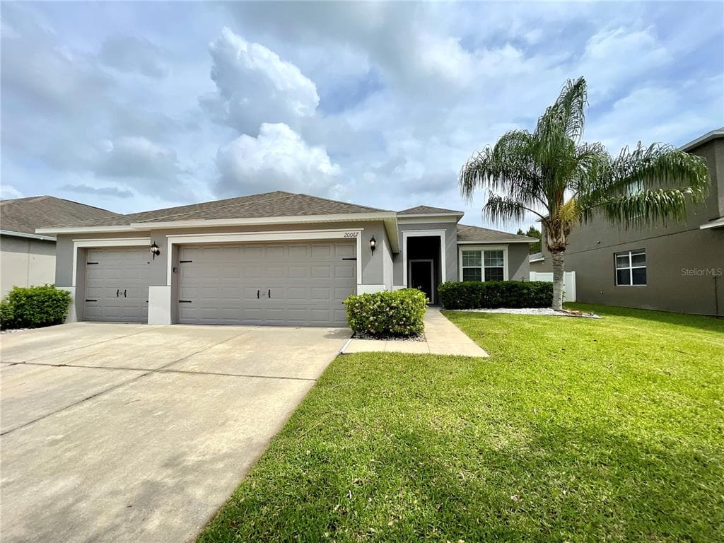 20067 OAKFLOWER AVENUE TAMPA, FL 33647