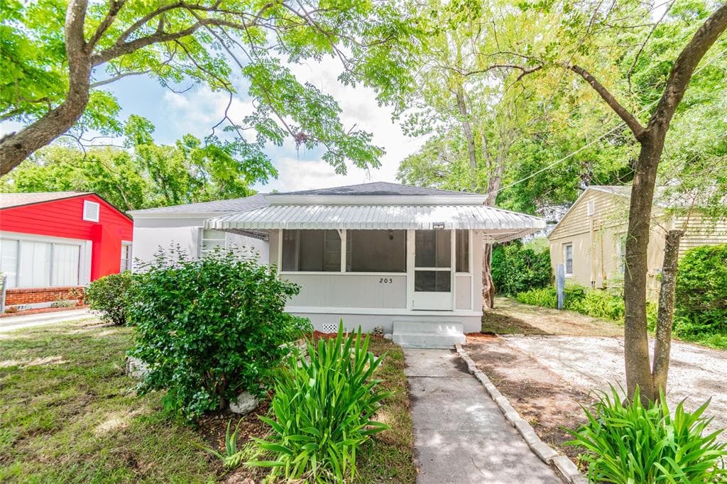 205 W ALVA STREET TAMPA, FL 33603