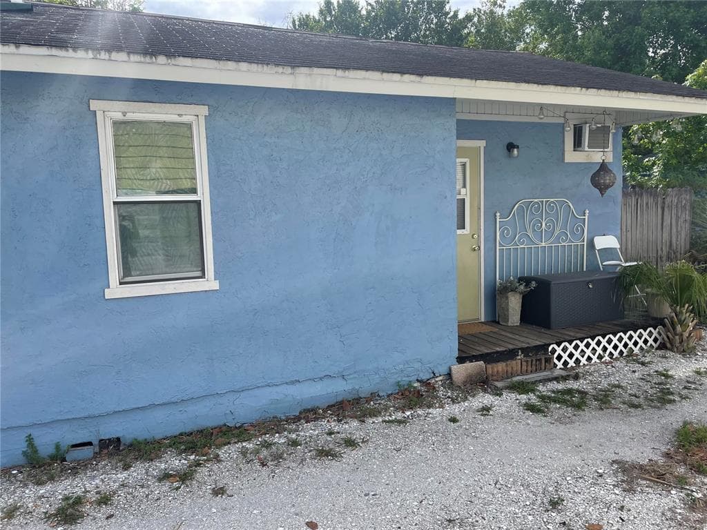1661 27TH AVENUE N UNIT 2 ST PETERSBURG, FL 33713