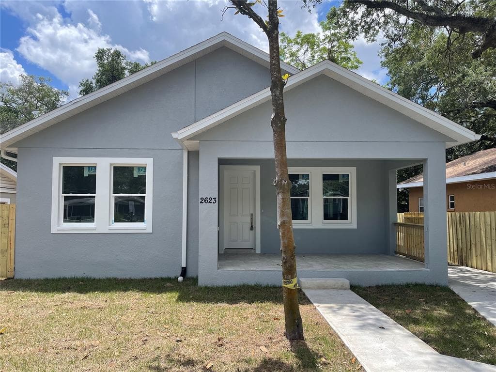 2623 E GENESEE STREET TAMPA, FL 33610