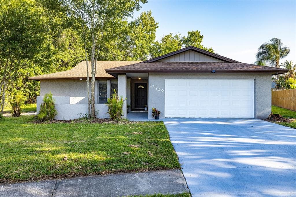 13729 COUNTRY COURT DRIVE TAMPA, FL 33625