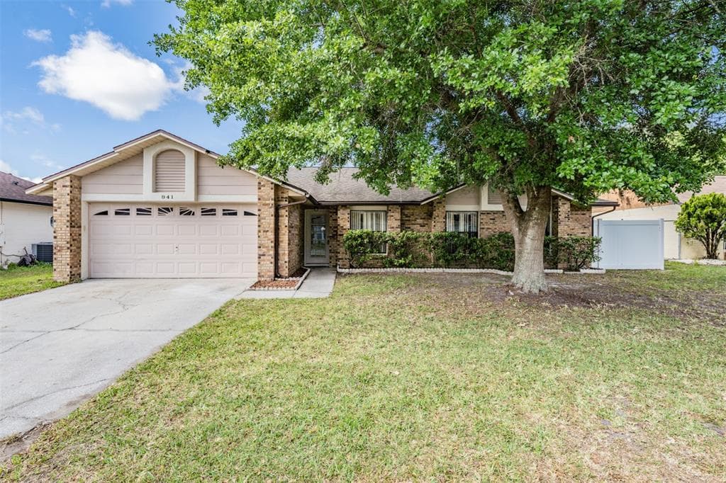 941 DELANO COURT KISSIMMEE, FL 34758