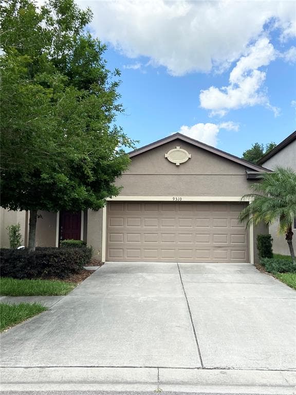 9310 SAPPHIREBERRY LANE RIVERVIEW, FL 33578