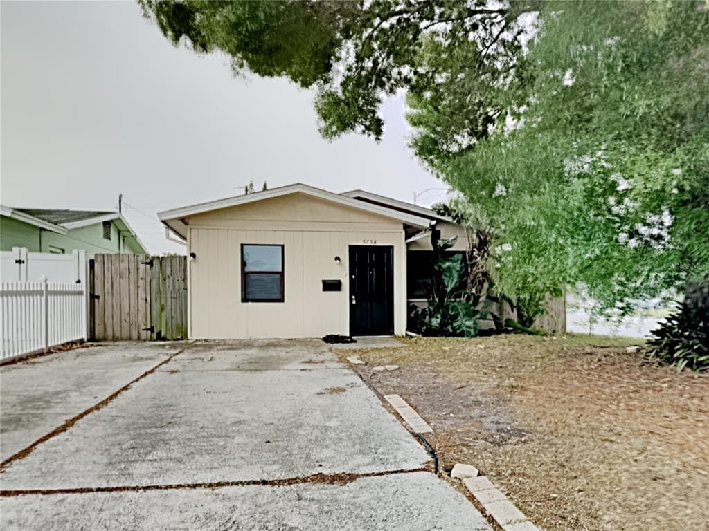 5758 18TH AVENUE N ST PETERSBURG, FL 33710