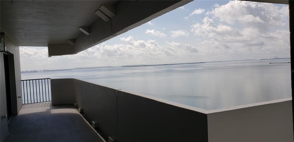 4141 BAYSHORE BOULEVARD UNIT 1502 TAMPA, FL 33611