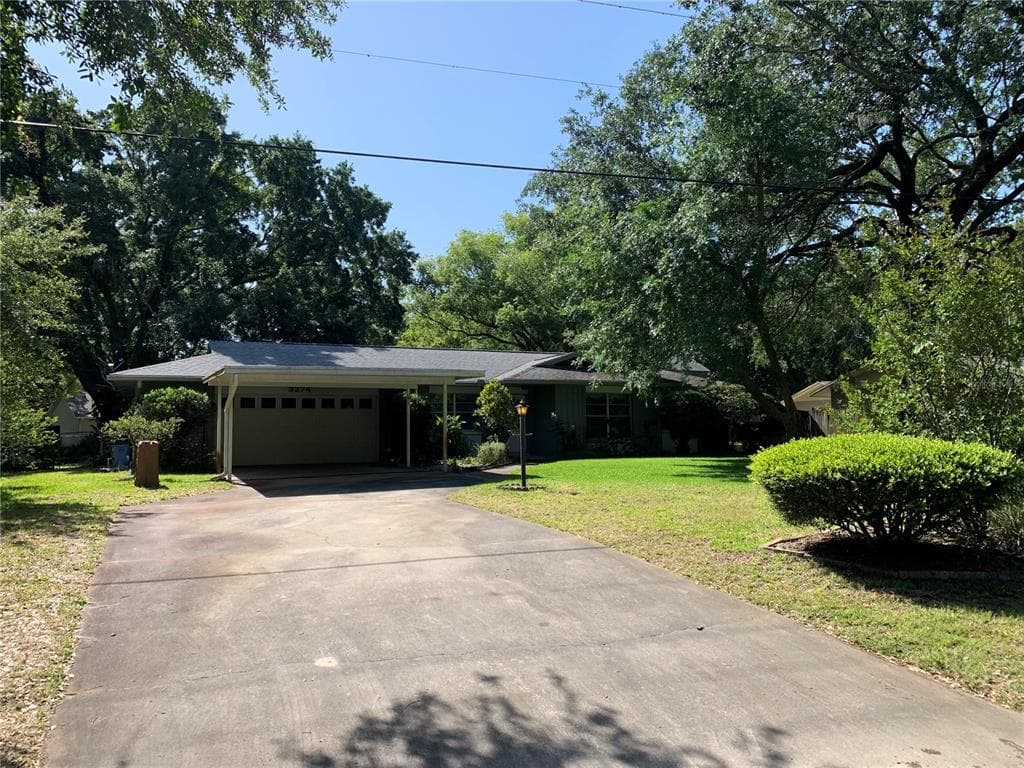 3274 LAKE PADGETT DRIVE LAND O LAKES, FL 34639