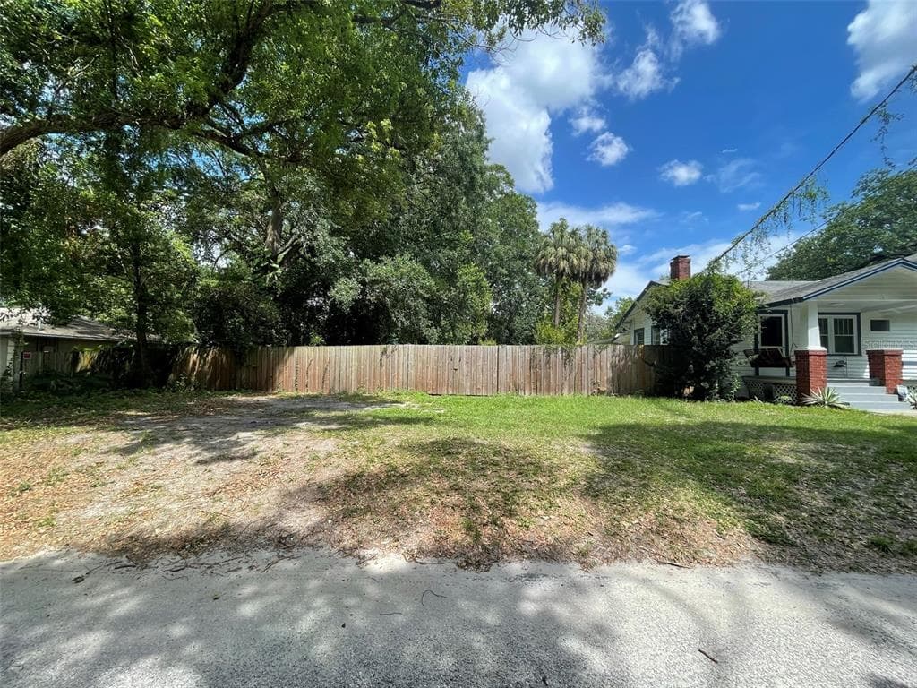 7205 N 11TH STREET TAMPA, FL 33604