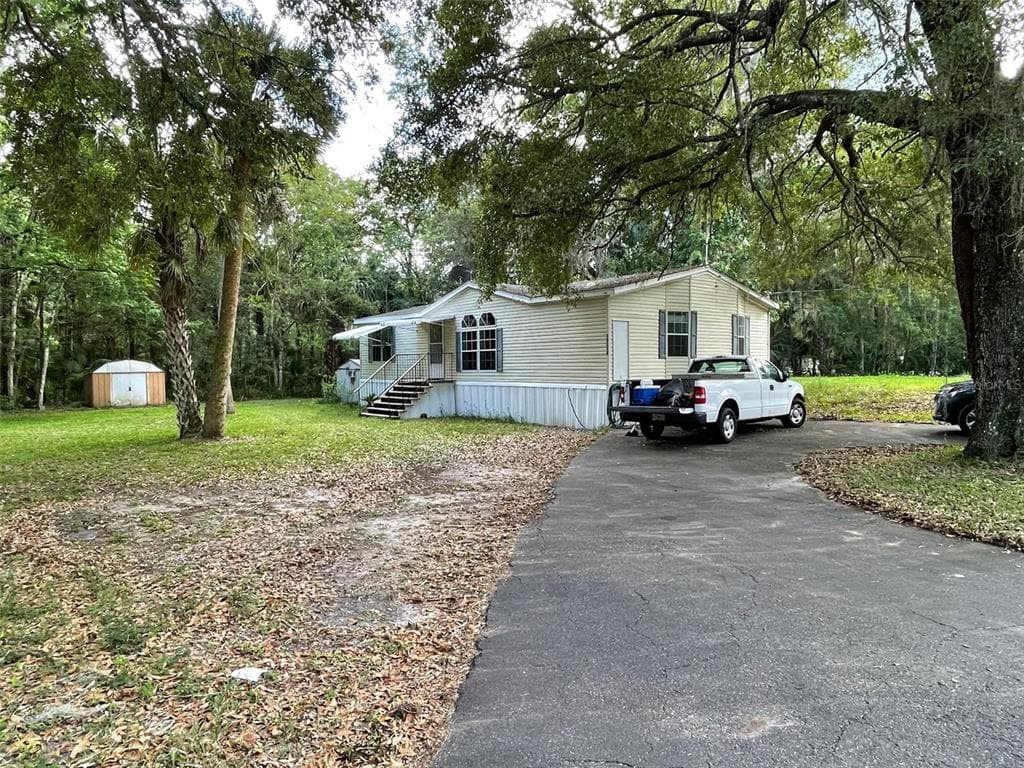 3794 CR 405 N LAKE PANASOFFKEE, FL 33538