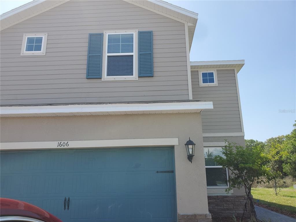 1606 BOXLEAF LANE BRADENTON, FL 34211