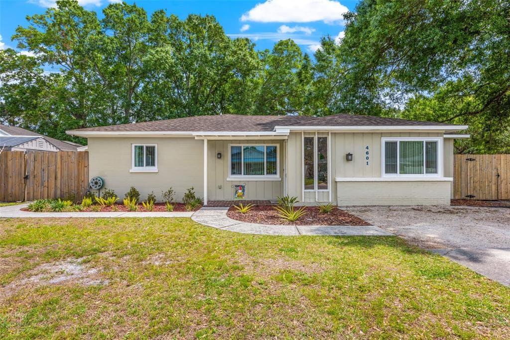 4601 FAIRWAY DRIVE TAMPA, FL 33603