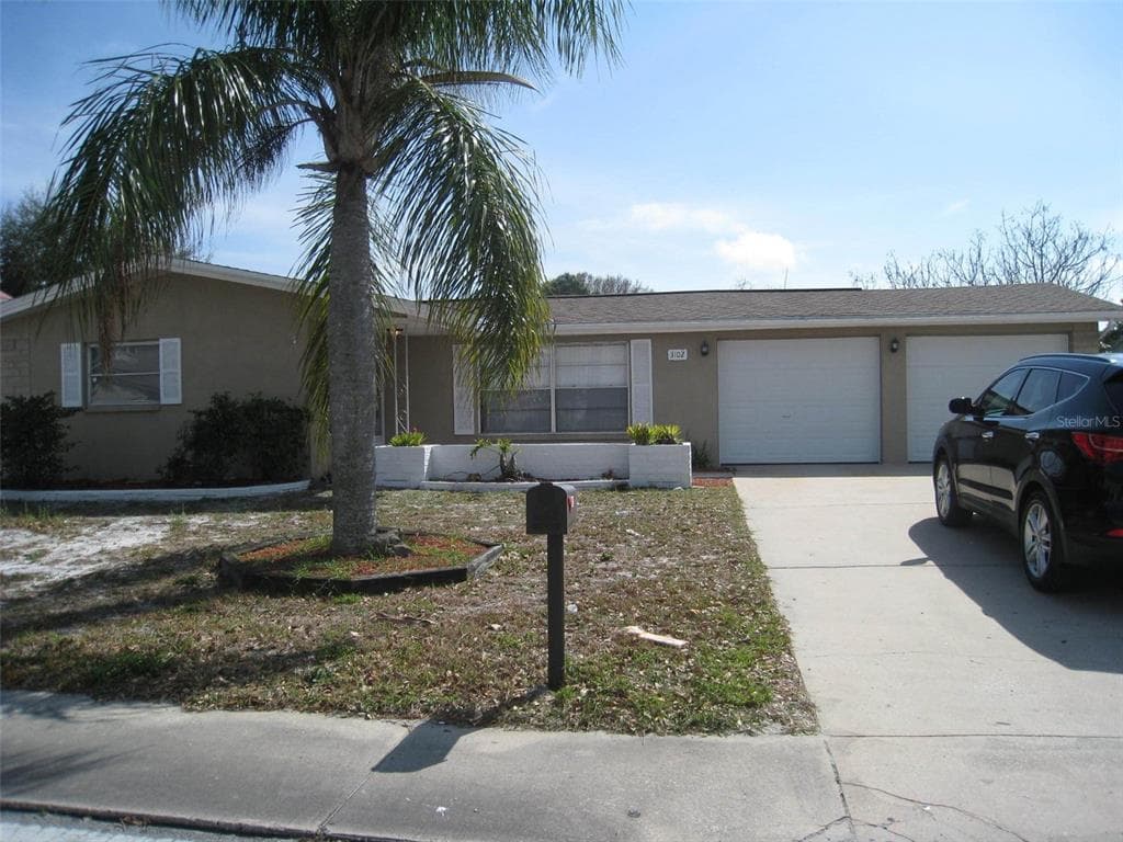 3102 MOOG ROAD HOLIDAY, FL 34691