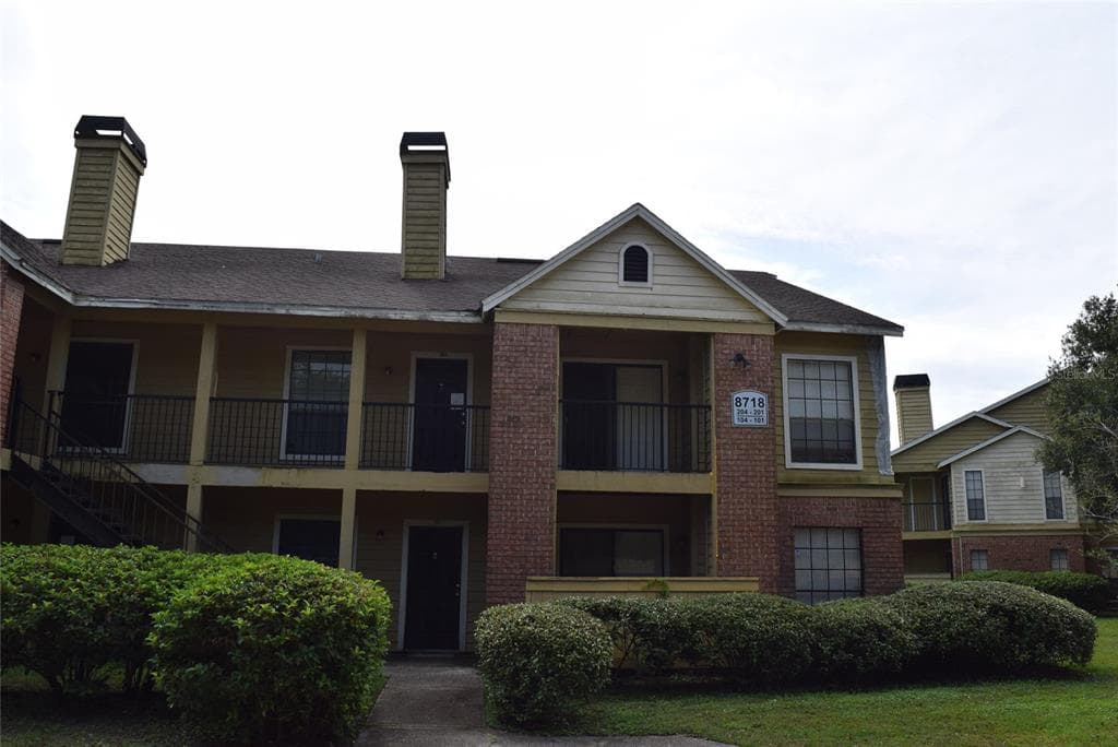 8718 MALLARD RESERVE DRIVE UNIT 201 TAMPA, FL 33614