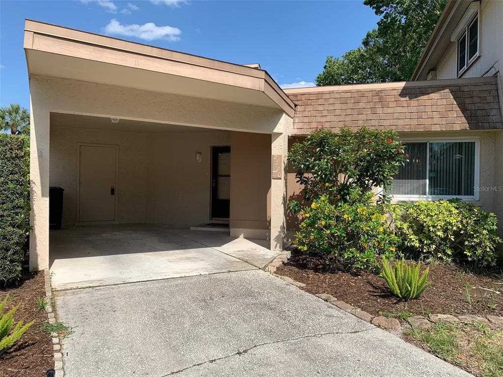 2720 SAND HOLLOW COURT UNIT 156A CLEARWATER, FL 33761