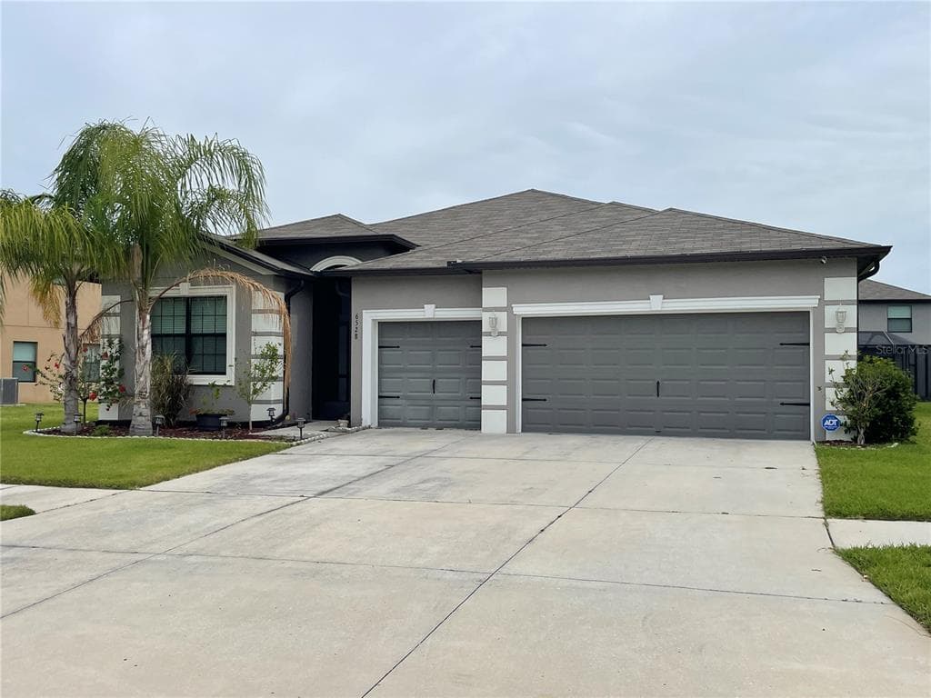 6528 PADEN WHEEL STREET ZEPHYRHILLS, FL 33541