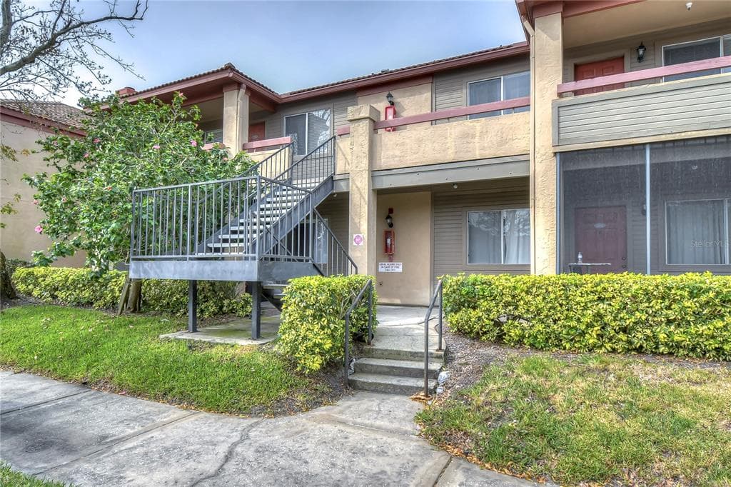10265 GANDY BOULEVARD N UNIT 1201 ST PETERSBURG, FL 33702
