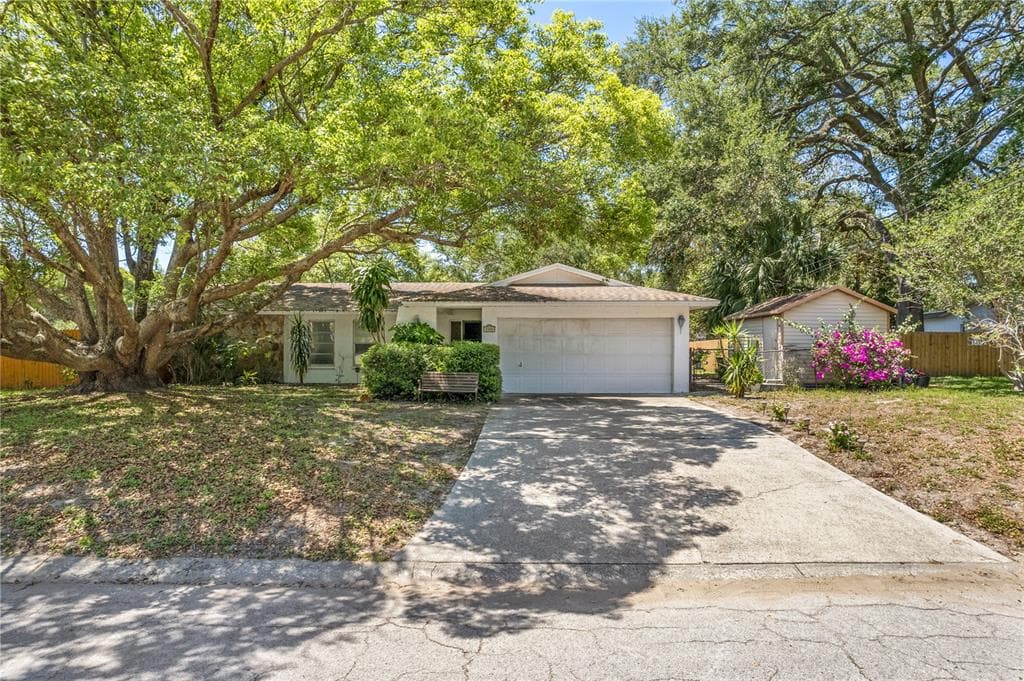 1984 ELLIOTT DRIVE CLEARWATER, FL 33763