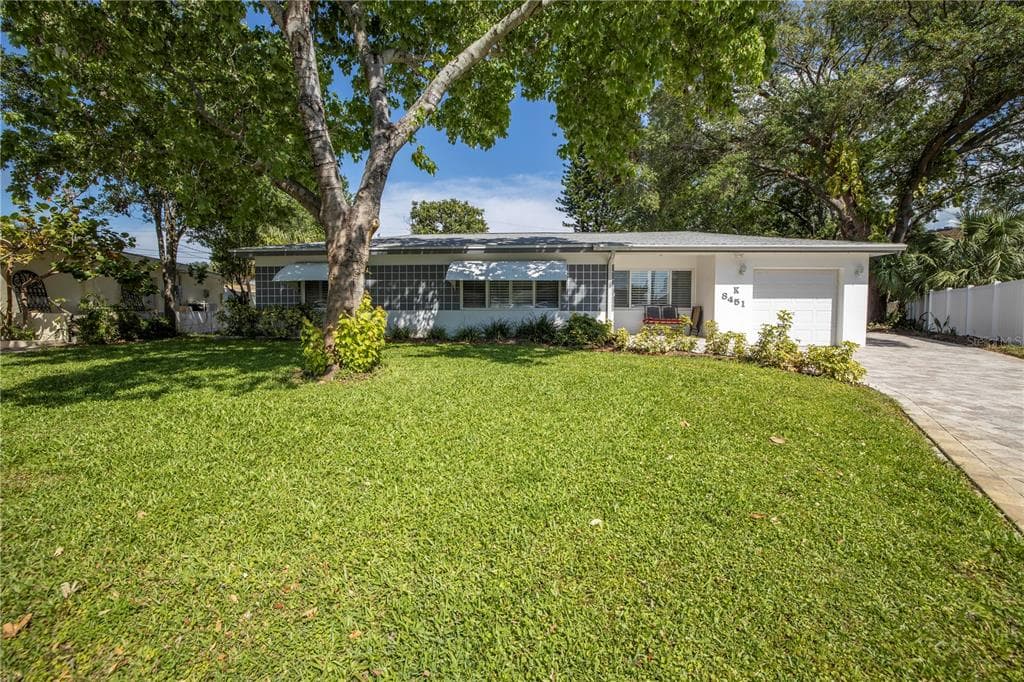 8451 8TH WAY N ST PETERSBURG, FL 33702