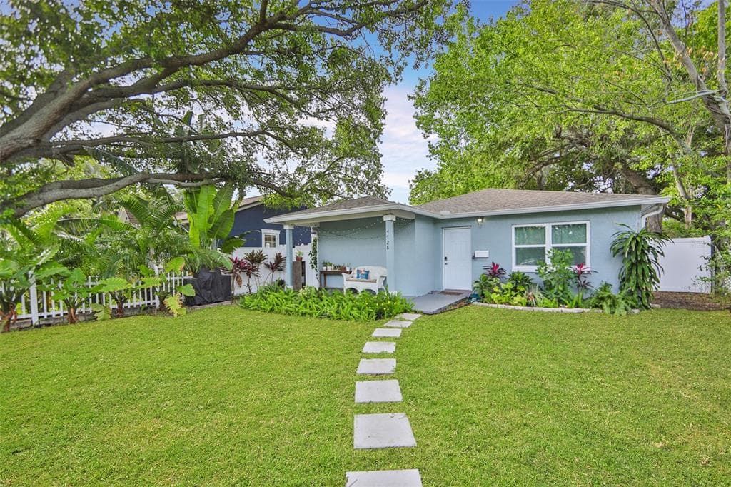 4728 1ST AVENUE S ST PETERSBURG, FL 33711